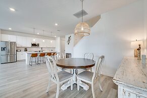 13 Mi to Disney: Home w/ Game Room + Golf Clubs