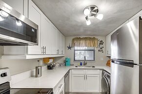 Daytona Condo w/ Community Pool, Walk to Beach!