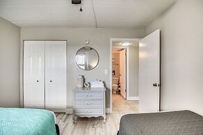 Daytona Condo w/ Community Pool, Walk to Beach!
