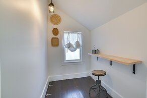 Suttons Bay Home In Town - 2 Blocks to Beach!