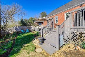 1 Mi to Dtwn: Bristol Cottage w/ Hot Tub & Grill!