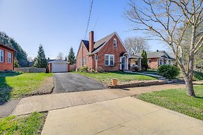1 Mi to Dtwn: Bristol Cottage w/ Hot Tub & Grill!