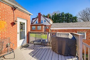 1 Mi to Dtwn: Bristol Cottage w/ Hot Tub & Grill!