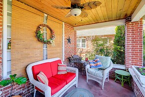 1 Mi to Dtwn: Bristol Cottage w/ Hot Tub & Grill!