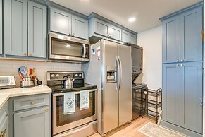 Galveston Beachfront Condo: Balcony & Pool Access!