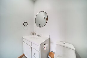 4 Mi to Lake Erie Access: Condo on the Greens