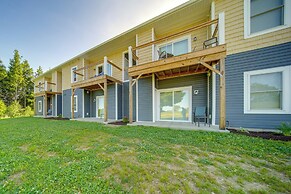 4 Mi to Lake Erie Access: Condo on the Greens