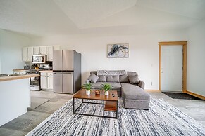 4 Mi to Lake Erie Access: Condo on the Greens