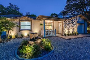 Charming Largo Home w/ Private Pool: 1 Mi to Beach