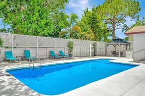 Charming Largo Home w/ Private Pool: 1 Mi to Beach
