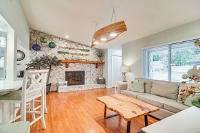 Charming Largo Home w/ Private Pool: 1 Mi to Beach