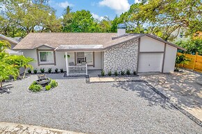 Charming Largo Home w/ Private Pool: 1 Mi to Beach