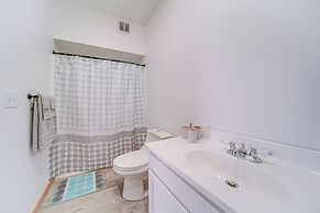 4 Mi to Lake Erie: Condo w/ Golf Course Views!