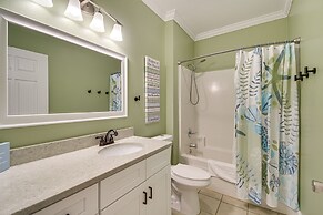 Foley Condo w/ Pool Access: 10 Mi to Gulf Shores!