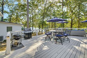 Hot Springs Lakefront Home w/ Dock & Water Views!