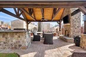 Columbia Vacation Rental - Walk to Uofsc Campus!