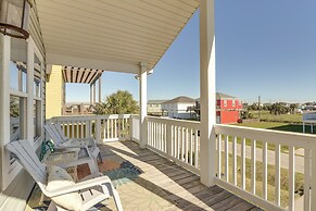 Galveston Getaway: Spacious Home < 1 Mi to Beaches