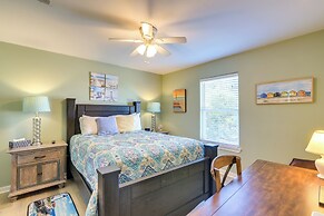 Galveston Getaway: Spacious Home < 1 Mi to Beaches