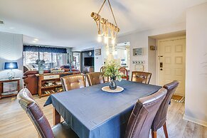 Lakefront Condo w/ Resort Amenities in Osage Beach