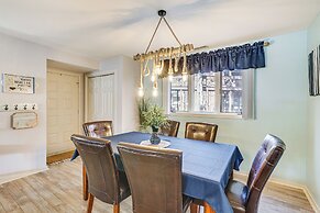 Lakefront Condo w/ Resort Amenities in Osage Beach