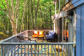 Serene Suttons Bay Home w/ Fire Pit & Wooded Yard