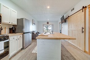 4 Mi to Lake: Golf-view Erie Condo w/ Porch