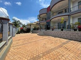 Stunning 2-bed Apartment in Kigali
