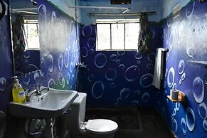 Room in B&B - Red Rocks Rwanda - Double Room With Shared Bathroom