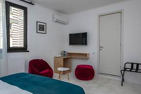 Opera Hotel