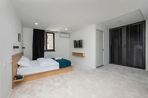 Opera Hotel
