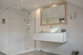 Plume Suites