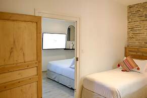 Plume Suites