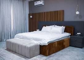 4 bedroom terrace with pool & chef