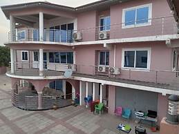 Captivating 1-bed Lodge in Accra