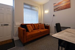 Bespoke 2-bed House in Stoke-on-trent