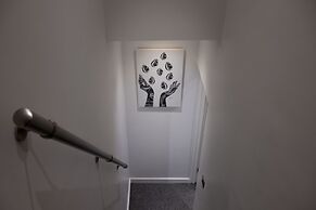 Bespoke 2-bed House in Stoke-on-trent