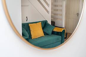 Luxurious 2 bed House - Free Parking