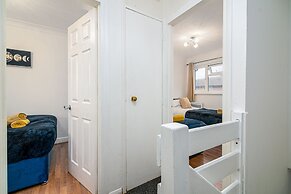 Luxurious 2 bed House - Free Parking