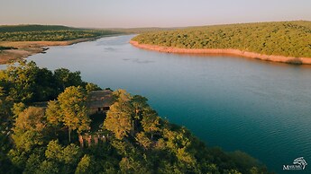 Masumu River Lodge