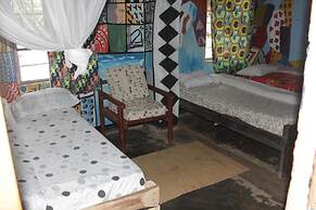 Room in B&B - Red Rocks Rwanda - Triple Room