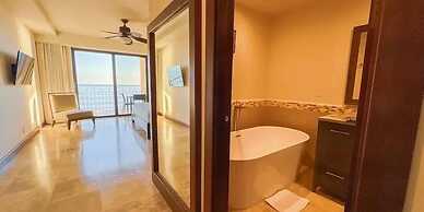 Seaview Oasis 1-BRSuite in Croc's casino