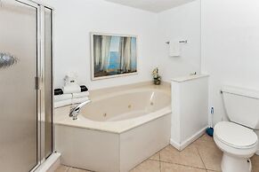 Sterling Sands 306 2 Bedroom Condo by RedAwning