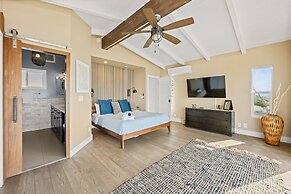 1571 San Elijo 3 Bedroom Home by RedAwning