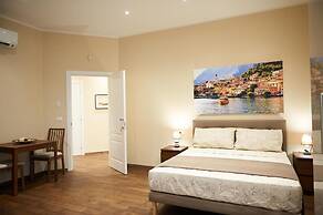 Miramare Luxury Suites