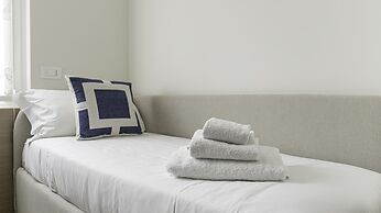 Transiti 20 in Milan