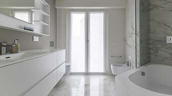 Transiti 20 in Milan