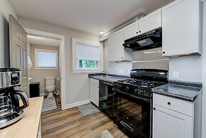 Chic Spacious Downtown Retreat