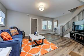 Chic Spacious Downtown Retreat