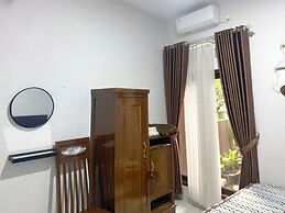 LieFly Prambanan Villa