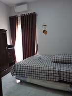 LieFly Prambanan Villa